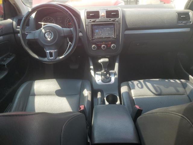 3VWRX7AJXAM137591 - 2010 VOLKSWAGEN JETTA SE RED photo 8