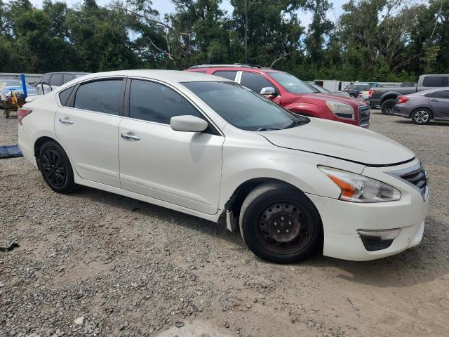 1N4AL3AP3FC233540 - 2015 NISSAN ALTIMA 2.5 WHITE photo 4