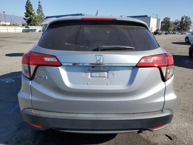 3CZRU5H33KG715404 - 2019 HONDA HR-V LX SILVER photo 6