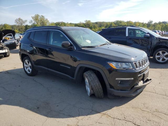 3C4NJDBB6KT786580 - 2019 JEEP COMPASS LATITUDE Қара фото 4