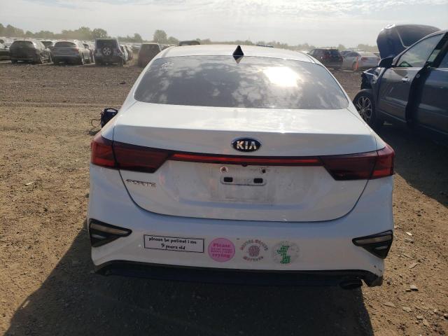 3KPF24AD4KE044767 - 2019 KIA FORTE FE Weiß Foto 6