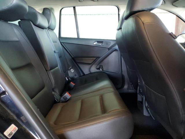 WVGBV7AX5CW571608 - 2012 VOLKSWAGEN TIGUAN S BLACK photo 11