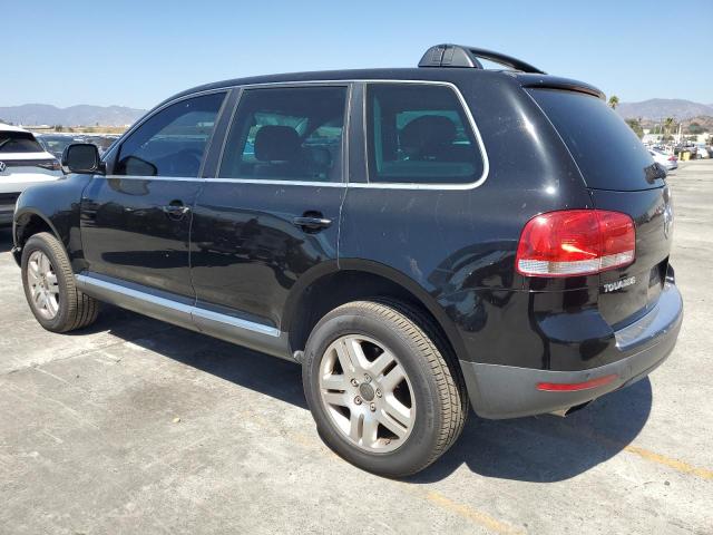 WVGCM77L55D009475 - 2005 VOLKSWAGEN TOUAREG 4.2 BLACK photo 2