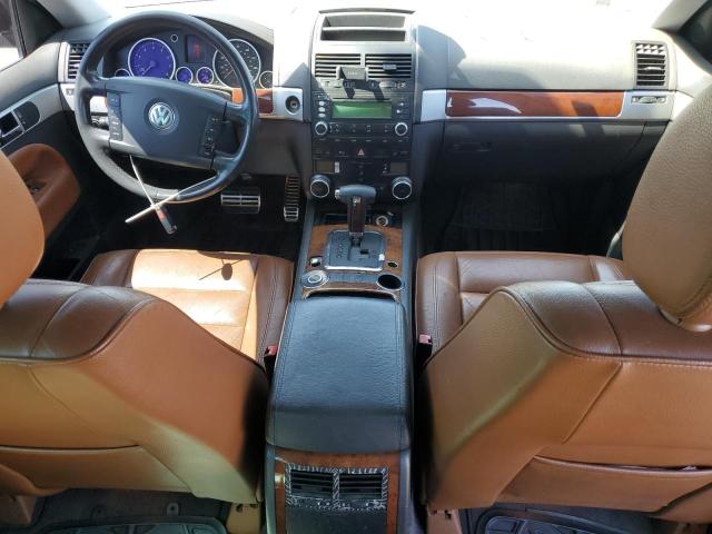 WVGCM77L55D009475 - 2005 VOLKSWAGEN TOUAREG 4.2 BLACK photo 8