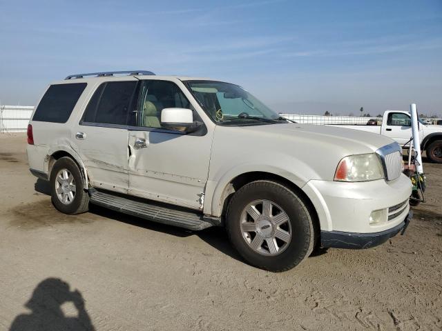 5LMFU28546LJ13153 - 2006 LINCOLN NAVIGATOR WHITE photo 4