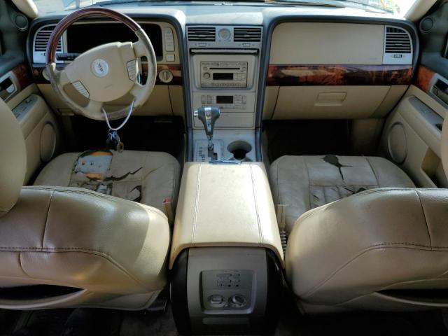 5LMFU28546LJ13153 - 2006 LINCOLN NAVIGATOR თეთრი ფოტო 8