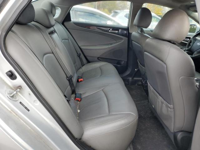 5NPEC4AC0DH578119 - 2013 HYUNDAI SONATA SE SILVER photo 10