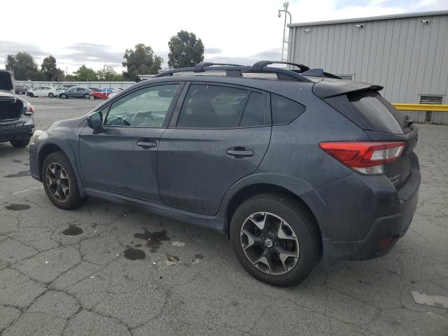 JF2GTABC1JH335923 - 2018 SUBARU CROSSTREK PREMIUM Темно-сірий фото 2