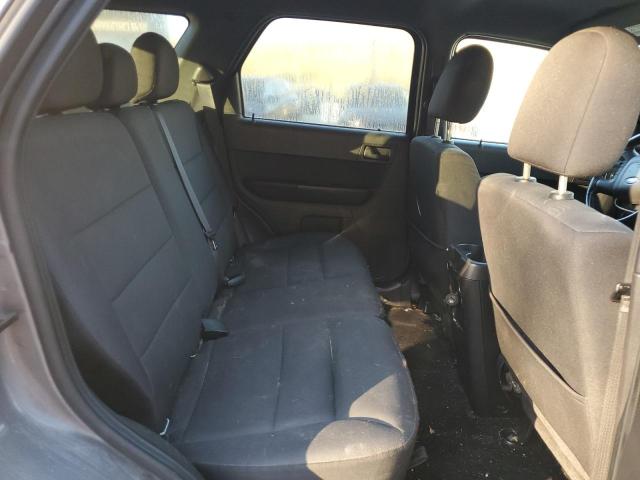 1FMCU0DG1BKB30073 - 2011 FORD ESCAPE XLT 灰色 照片 11