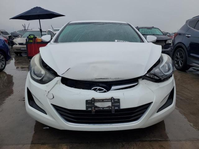 5NPDH4AE4FH652210 - 2015 HYUNDAI ELANTRA SE WHITE photo 5