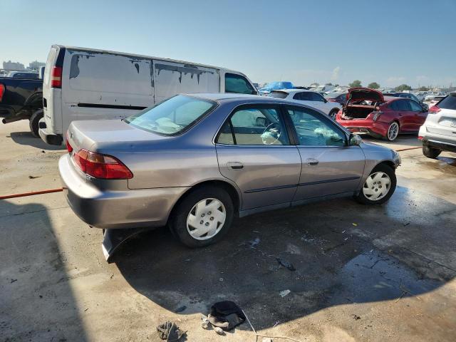 1HGCG1641YA048168 - 2000 HONDA ACCORD LX 银色 照片 3