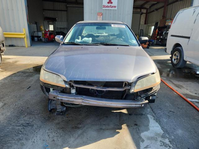 1HGCG1641YA048168 - 2000 HONDA ACCORD LX 银色 照片 5