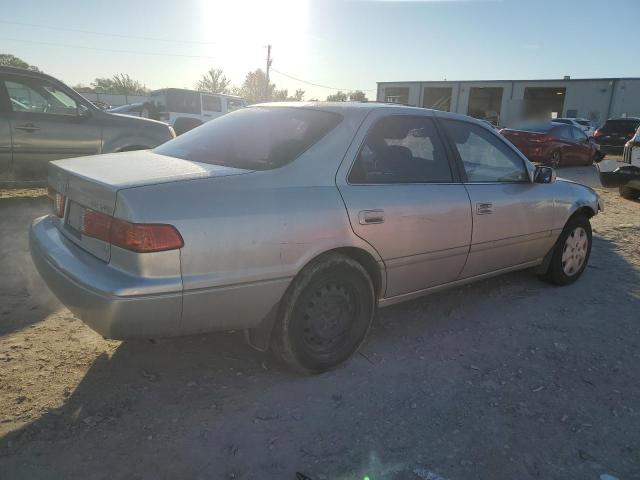 4T1BF22K6YU108544 - 2000 TOYOTA CAMRY LE SILVER photo 3