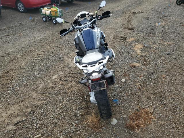 WB10A110XFZ189095 - 2015 BMW R1200 GS BLUE photo 6