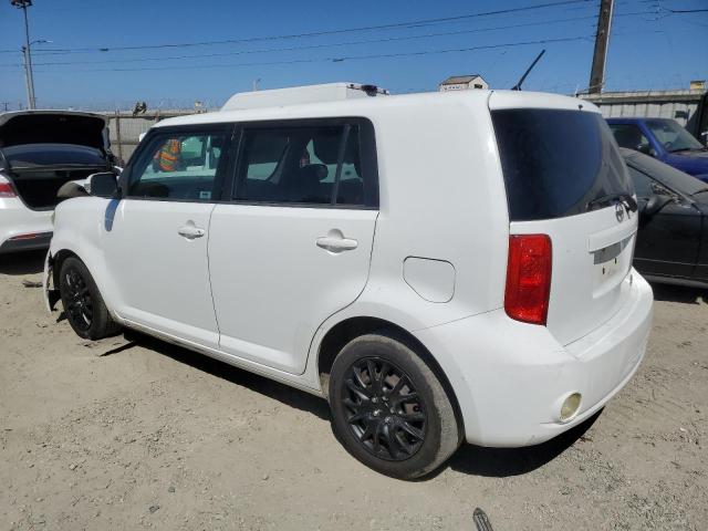 JTLKE50E991079926 - 2009 TOYOTA SCION XB WHITE photo 2