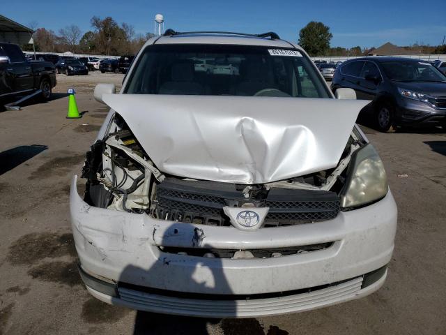 5TDZA22C24S207869 - 2004 TOYOTA SIENNA XLE WHITE photo 5