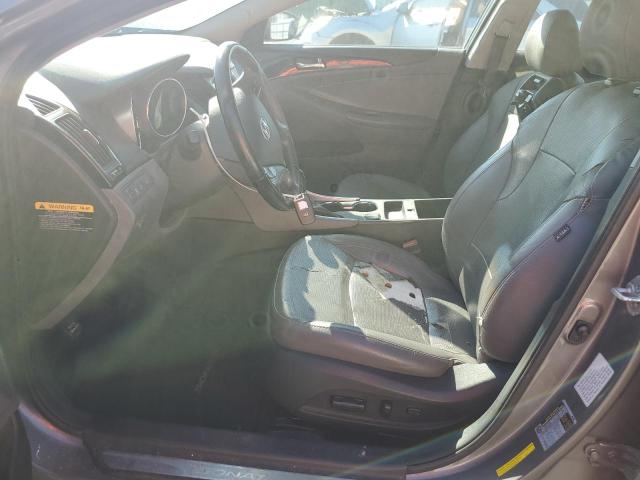 5NPEC4AC7EH915516 - 2014 HYUNDAI SONATA SE 银色 照片 7