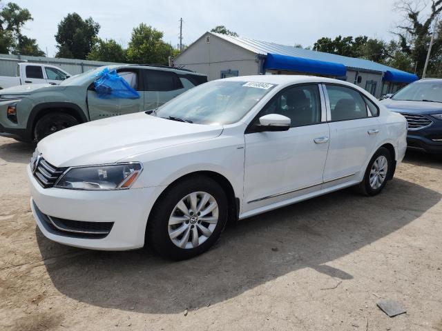 2013 VOLKSWAGEN PASSAT S, 