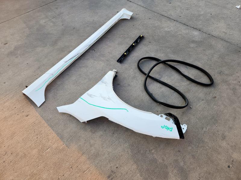 19XFC2F54GE077102 - 2016 HONDA CIVIC LX WHITE photo 12