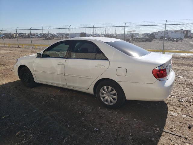 4T1BE32K35U601733 - 2005 TOYOTA CAMRY LE WHITE photo 2