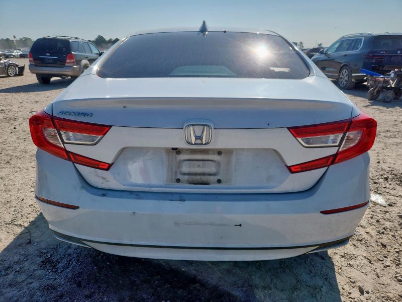 1HGCV1F45JA162122 - 2018 HONDA ACCORD EX თეთრი ფოტო 6
