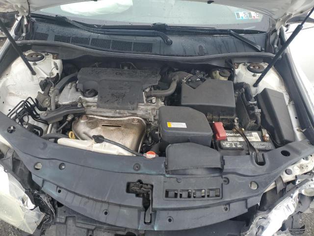 4T1BF1FK2GU154102 - 2016 TOYOTA CAMRY LE WHITE photo 11