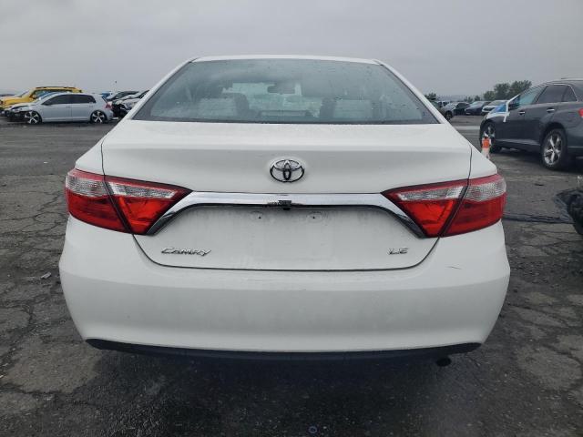 4T1BF1FK2GU154102 - 2016 TOYOTA CAMRY LE WHITE photo 6