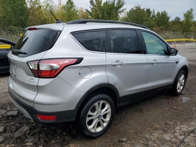 1FMCU0GD1JUA03229 - 2018 FORD ESCAPE SE Gümüş fotoğraf 3