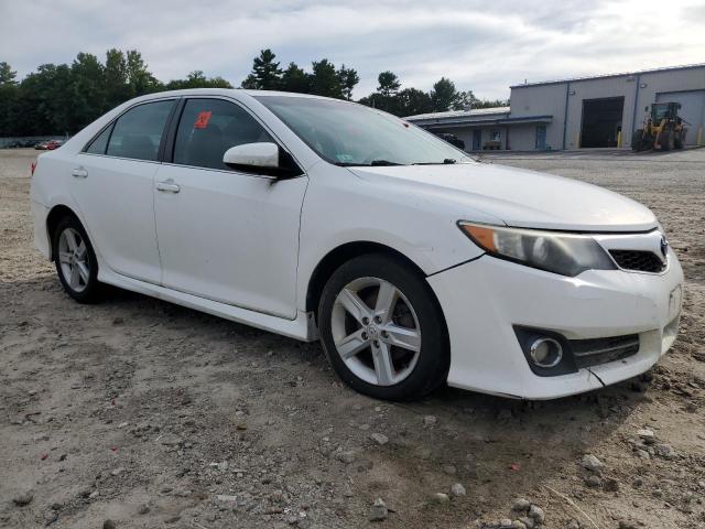 4T1BF1FK2DU693377 - 2013 TOYOTA CAMRY L WHITE photo 4