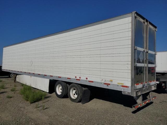 1UYVS2531GU539312 - 2016 UTILITY VS2RA Սպիտակ լուսանկար 3