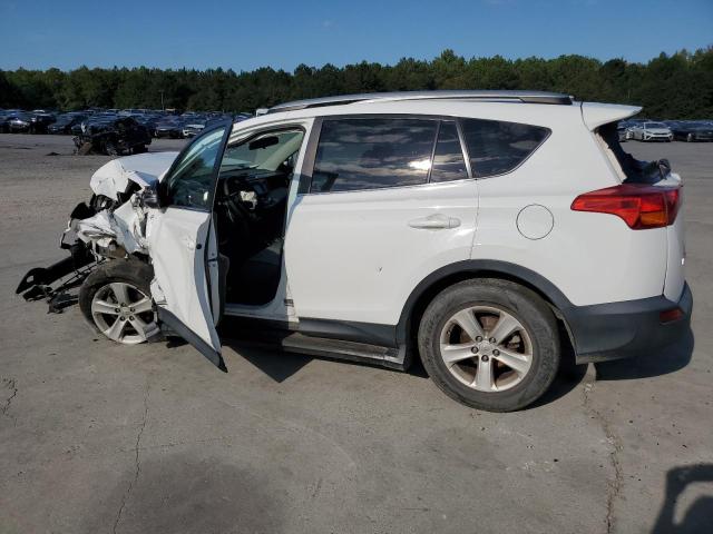 2T3WFREV4EW096896 - 2014 TOYOTA RAV4 XLE WHITE photo 2