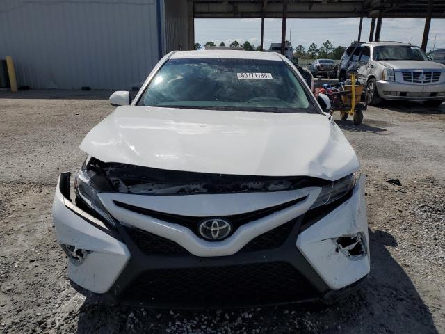 4T1G11AK2LU893170 - 2020 TOYOTA CAMRY SE 白色 照片 5