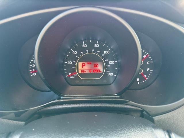 KNDJP3A59H7448123 - 2017 KIA SOUL + GRAY photo 9
