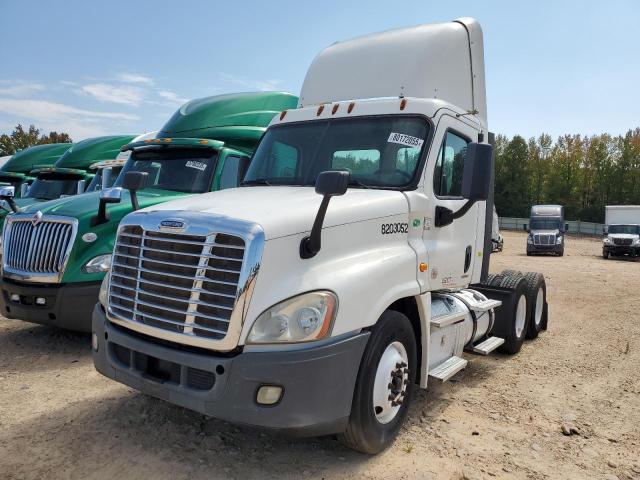 1FUJGEDV6CSBX3870 - 2012 FREIGHTLINER CASCADIA Biały zdjęcie 2