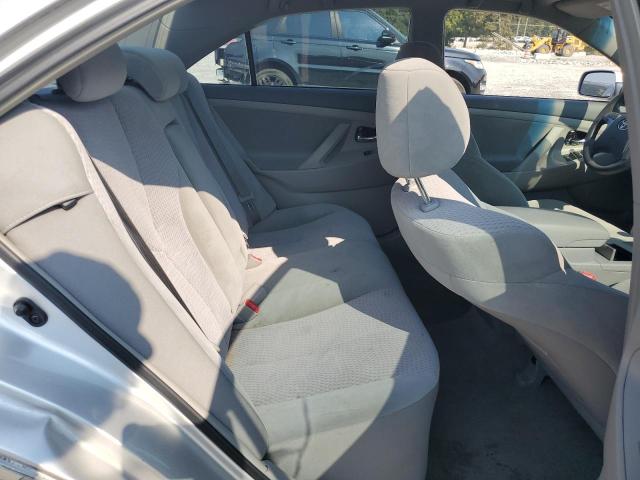 4T1BF3EK6BU636402 - 2011 TOYOTA CAMRY BASE SILVER photo 10