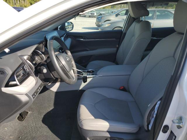4T1F11BK9PU075435 - 2023 TOYOTA CAMRY XLE أبيض صورة 7