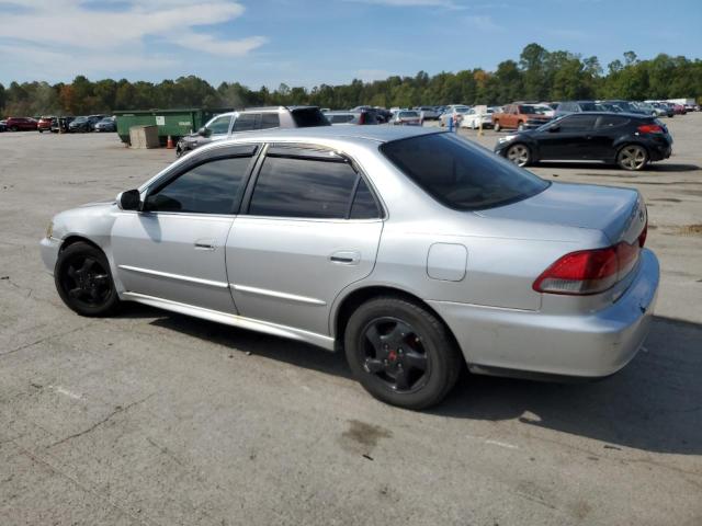 1HGCG56411A044442 - 2001 HONDA ACCORD LX SILVER photo 2
