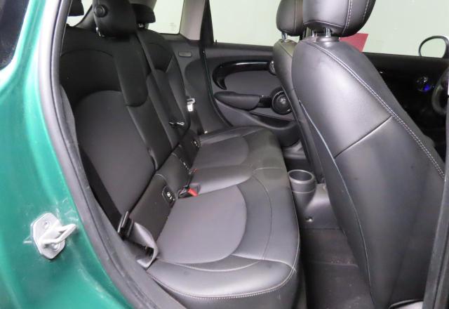 WMWXU9C06M2P09185 - 2021 MINI COOPER S GREEN photo 6