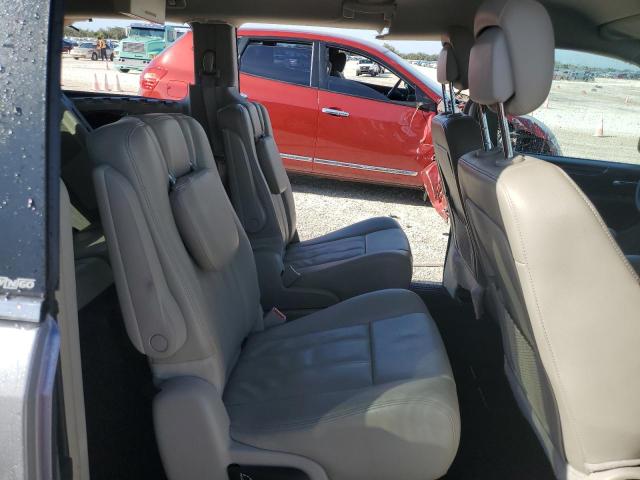 2C4RC1BG2DR796888 - 2013 CHRYSLER TOWN & COU TOURING ვერცხლისფერი ფოტო 11