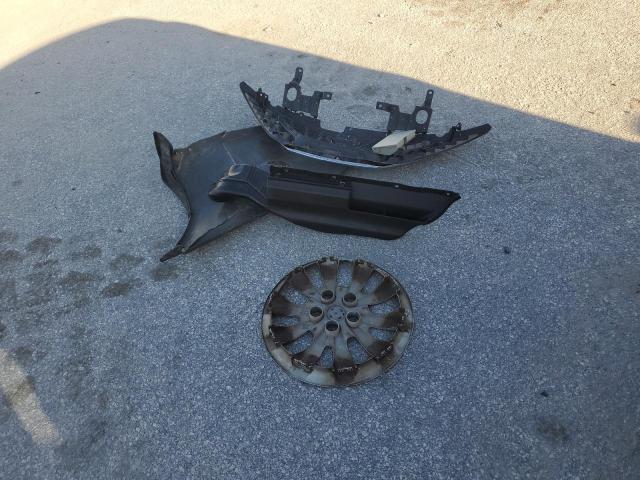 3N1AB7AP2JY227381 - 2018 NISSAN SENTRA S ნაცრისფერი ფოტო 12