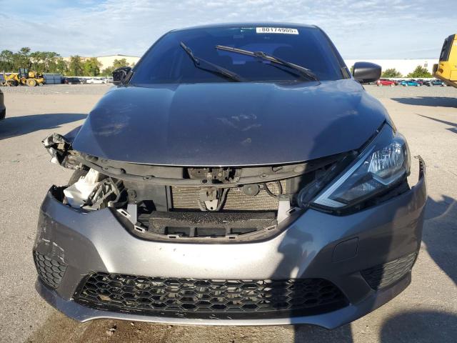 3N1AB7AP2JY227381 - 2018 NISSAN SENTRA S ნაცრისფერი ფოტო 5