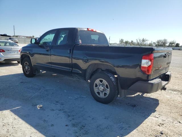 5TFRM5F18HX110869 - 2017 TOYOTA TUNDRA DOUBLE CAB SR/SR5 BLACK photo 2