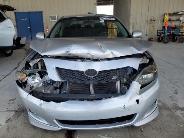 1NXBU4EEXAZ229431 - 2010 TOYOTA COROLLA BASE 银色 照片 5
