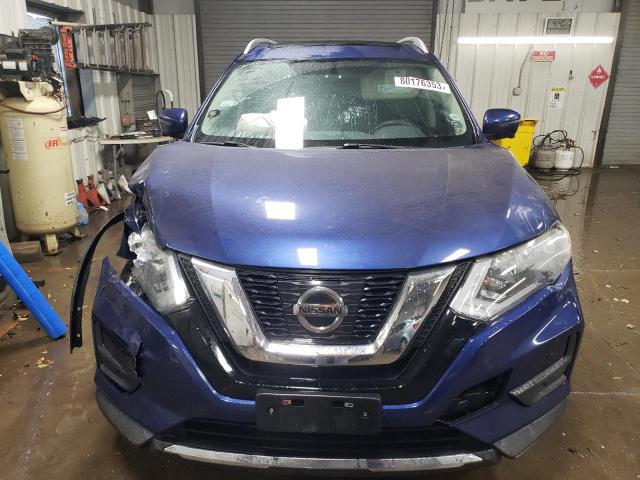 5N1AT2MV7HC836567 - 2017 NISSAN ROGUE SV BLUE photo 5