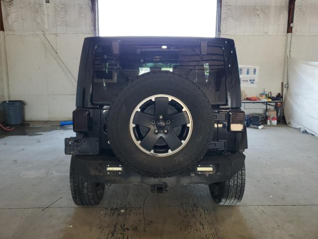 1C4BJWEG4CL269670 - 2012 JEEP WRANGLER U SAHARA أسود صورة 6