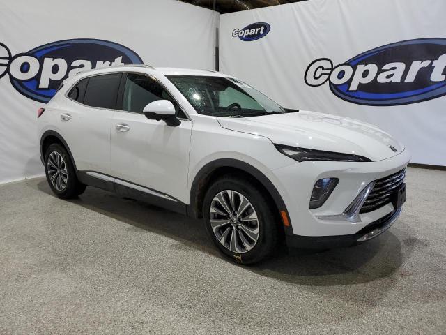 LRBFZME41RD072512 - 2024 BUICK ENVISION PREFERRED WHITE photo 4