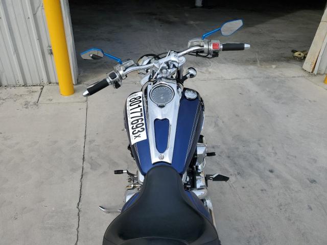 JYAVP27E1AA011675 - 2010 YAMAHA XV1900 CU BLUE photo 5