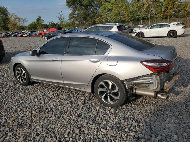 1HGCR3F82HA042372 - 2017 HONDA ACCORD EXL SILVER photo 2