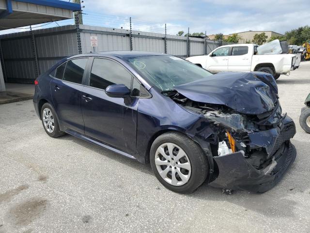 5YFEPMAE2NP379745 - 2022 TOYOTA COROLLA LE ლურჯი ფოტო 4