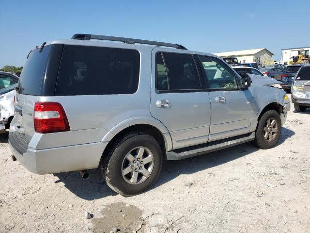 1FMJU1F57AEA88269 - 2010 FORD EXPEDITION XLT SILVER photo 3